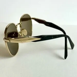 Prada | Accessories | New Prada Round Gold Frame Sunglasses  display picture 2